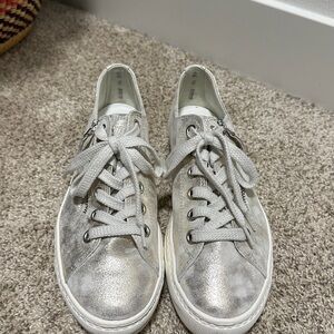 Paul Green Metallic Silver Sneakers